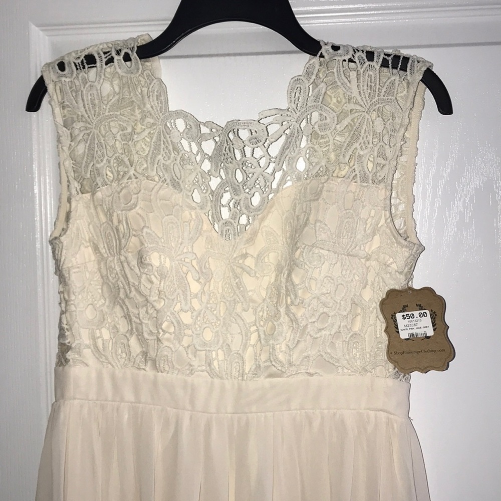Lace Maxi Dress